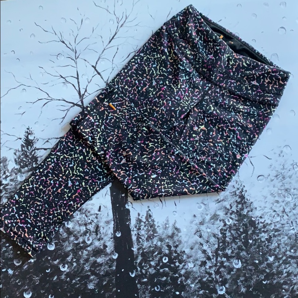 Lucy Capri leggings